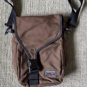 Tom Bihn Cocoa/Cayenne Ristretto Crossbody